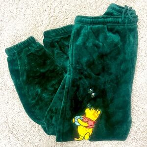 Disney Winnie the Pooh 💓 Furry Green Embroidered Pajama Lounge Pants Size Large
